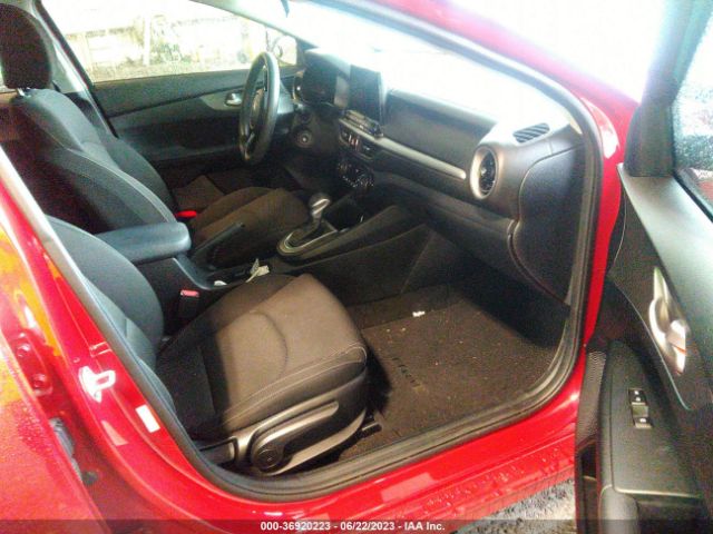 3KPF24ADXKE052985 KIA Forte Lxs