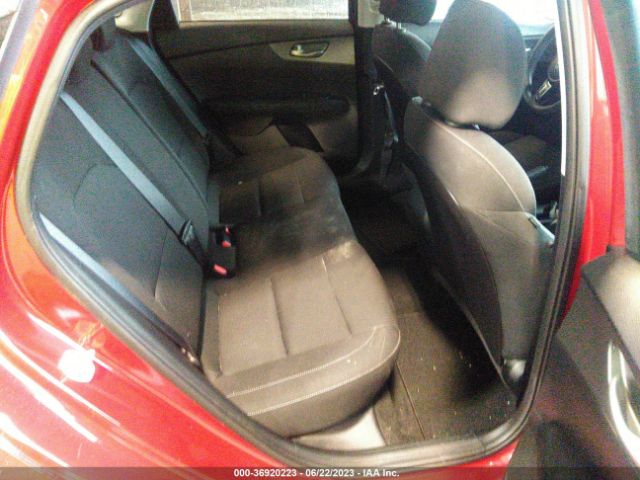 3KPF24ADXKE052985 KIA Forte Lxs