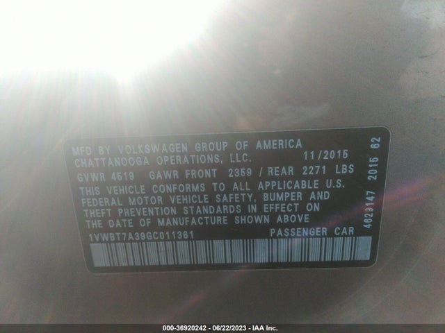 1VWBT7A39GC011361 Volkswagen Passat 1.8t Se
