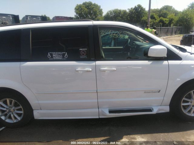2C4RDGCG9ER320542 Dodge Grand Caravan Sxt