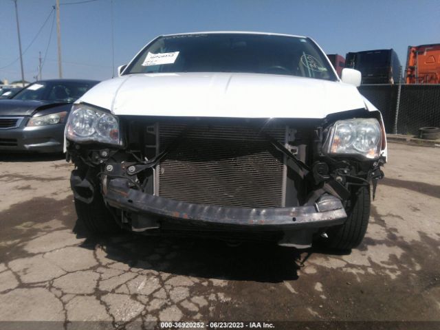 2C4RDGCG9ER320542 Dodge Grand Caravan Sxt