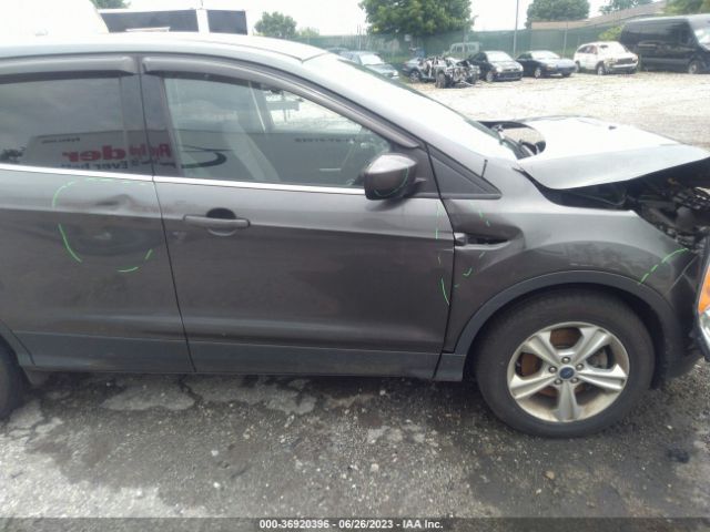 1FMCU9GX5FUC31546 Ford ESCAPE SE