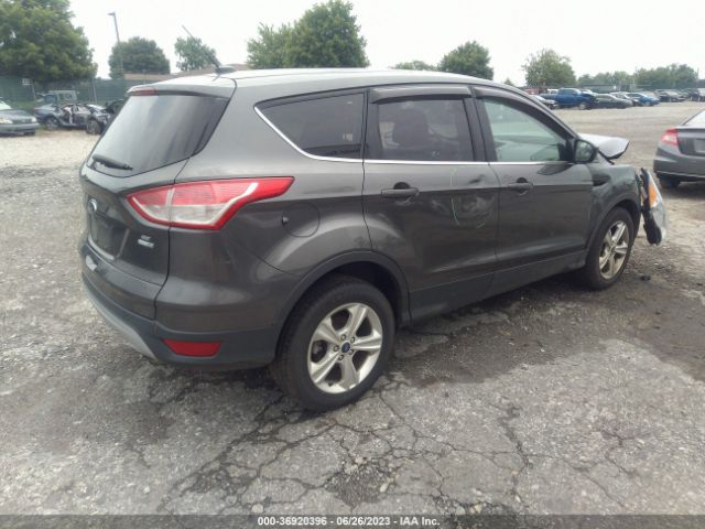 1FMCU9GX5FUC31546 Ford ESCAPE SE