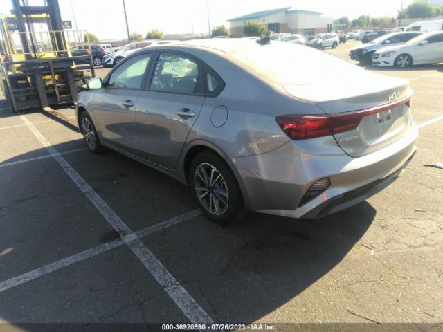 3KPF24AD8PE606841 KIA Forte Lxs
