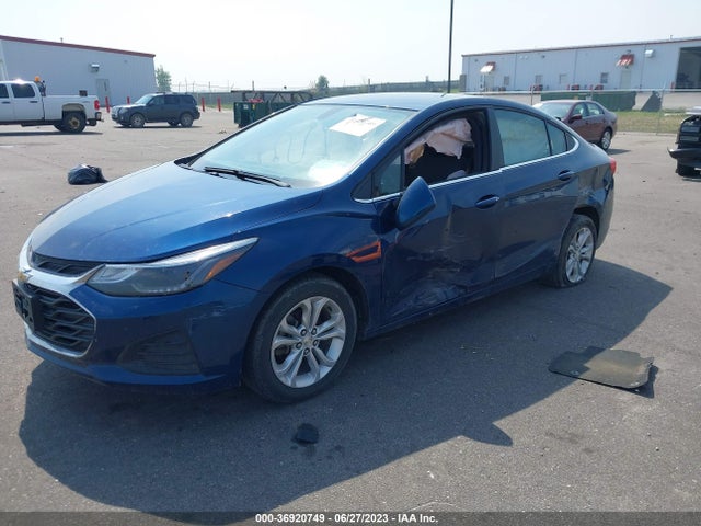 Chevrolet CRUZE LT 2019 1G1BE5SM4K7134858 Image 2