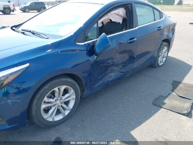 Chevrolet CRUZE LT 2019 1G1BE5SM4K7134858 Image 12