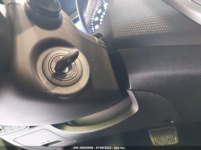 Hyundai VELOSTER 2016 KMHTC6AD6GU299419 Image 3