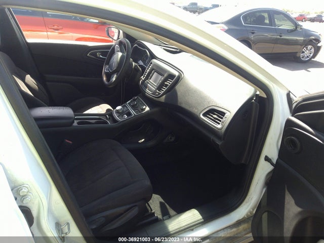 1C3CCCAB8FN620827 Chrysler 200 Limited