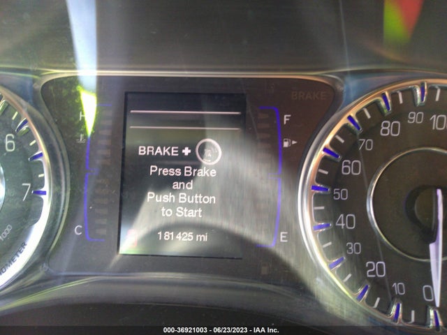 1C3CCCAB8FN620827 Chrysler 200 Limited