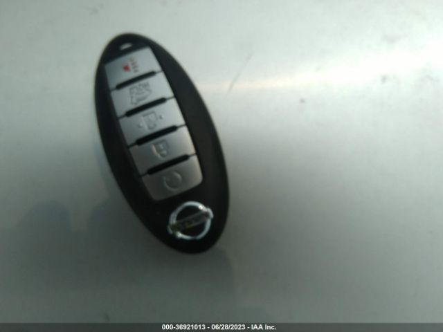 KNMAT2MVXLP523552 Nissan ROGUE SV