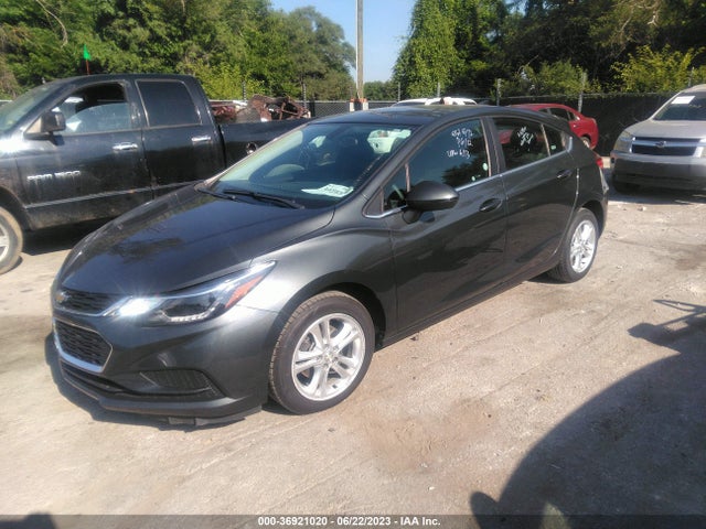 Chevrolet CRUZE LT 2018 3G1BE6SM7JS616276 Image 2