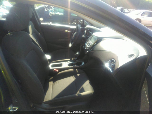 Chevrolet CRUZE LT 2018 3G1BE6SM7JS616276 Image 11