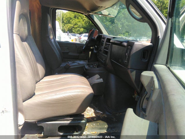 2009 CHEVROLET EXPRESS CARGO VAN VIN: 1GCGG25C491108024