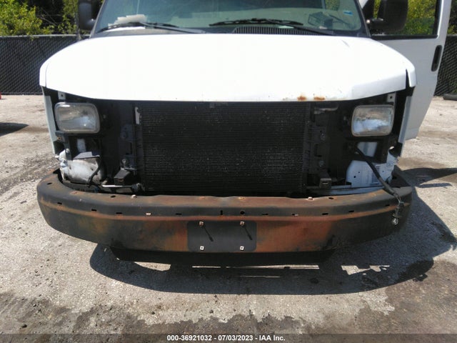 2009 CHEVROLET EXPRESS CARGO VAN VIN: 1GCGG25C491108024