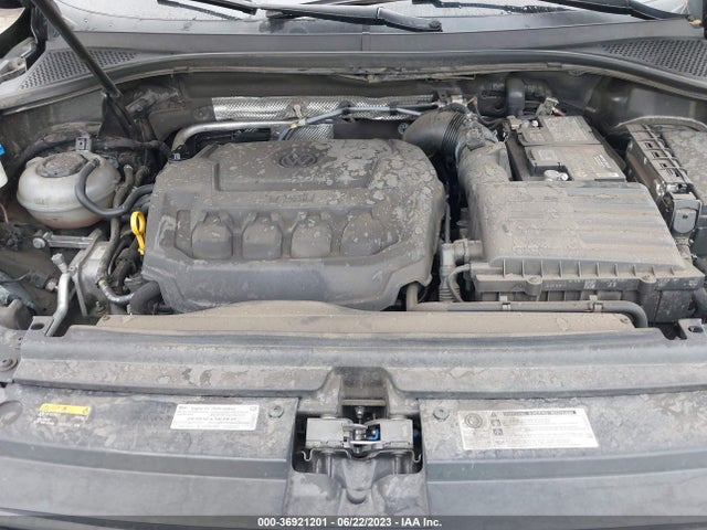 3VV3B7AX4JM016259 Volkswagen Tiguan Sel/se