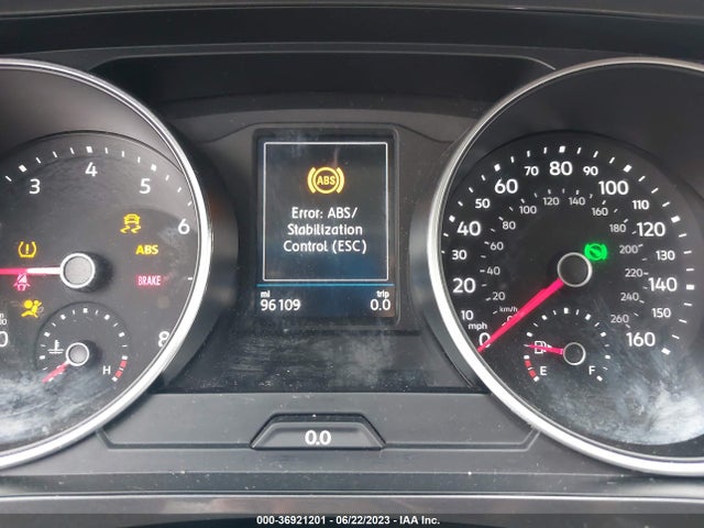 3VV3B7AX4JM016259 Volkswagen Tiguan Sel/se