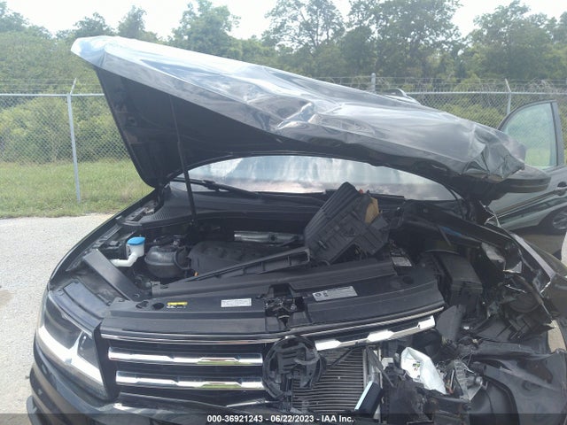 3VV1B7AX5JM047365 Volkswagen TIGUAN S