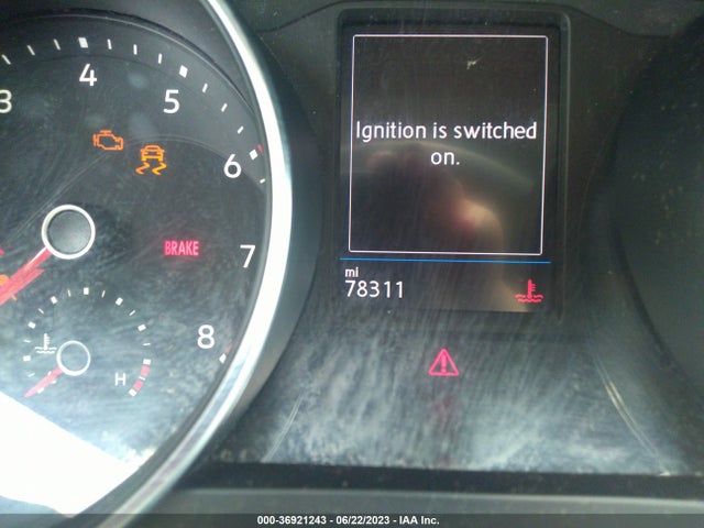 3VV1B7AX5JM047365 Volkswagen TIGUAN S