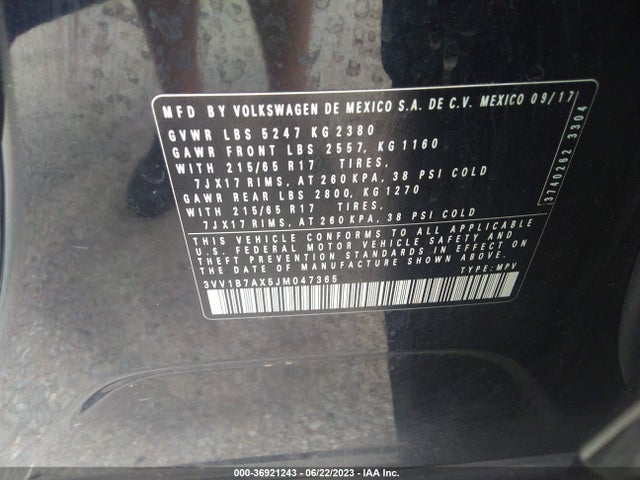 3VV1B7AX5JM047365 Volkswagen TIGUAN S