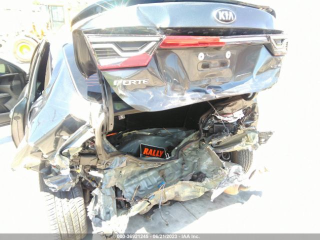 3KPF34ADXME325374 KIA Forte Gt-line