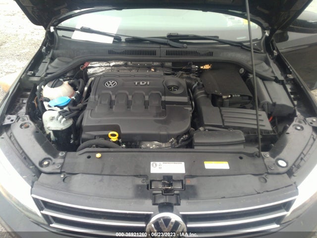 3VWLA7AJ5FM328267 Volkswagen Jetta Sedan 2.0l Tdi S