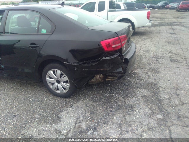 3VWLA7AJ5FM328267 Volkswagen Jetta Sedan 2.0l Tdi S