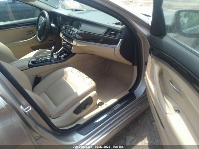 WBA5A5C51ED510832 BMW 5 Series 528i
