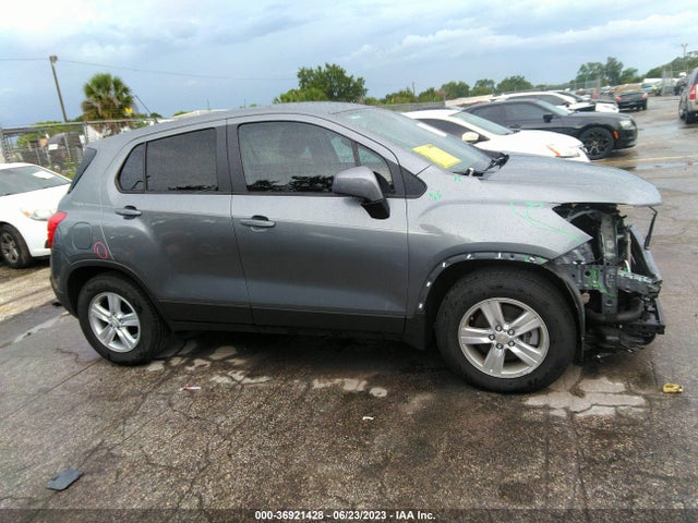 Chevrolet TRAX LS 2020 3GNCJKSB1LL329387 Image 13