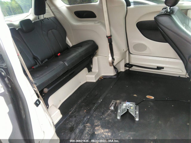2C4RC1EG9JR111356 Chrysler Pacifica Touring L Plus