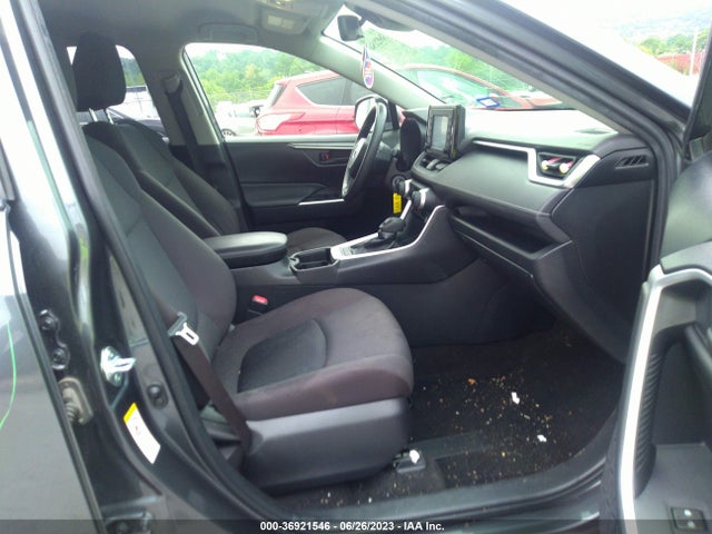 Toyota RAV4 LE 2019 JTMG1RFV4KD501455 Image 5