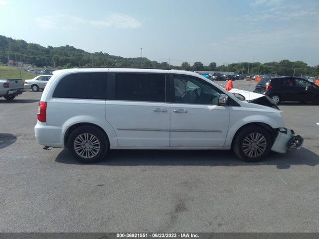 2C4RC1CG3FR675143 Chrysler Town & Country Touring-l