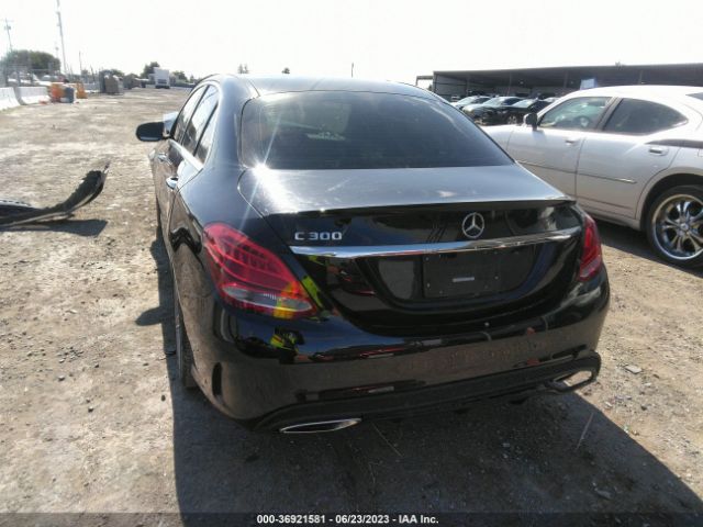 55SWF4JB1JU279153 Mercedes-Benz C-class C 300