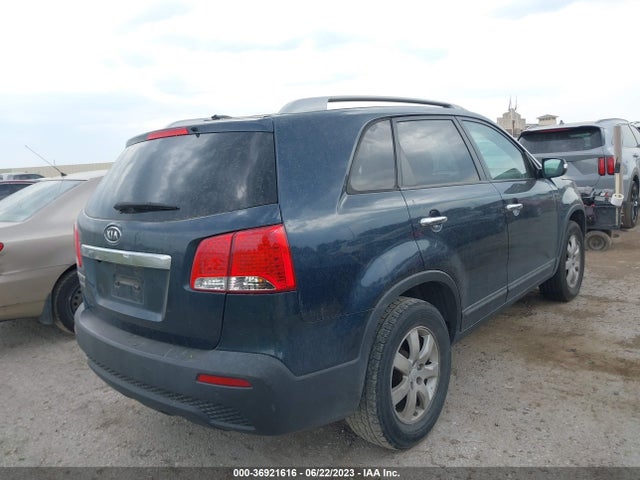 2011 KIA SORENTO LX VIN: 5XYKT4A19BG089207