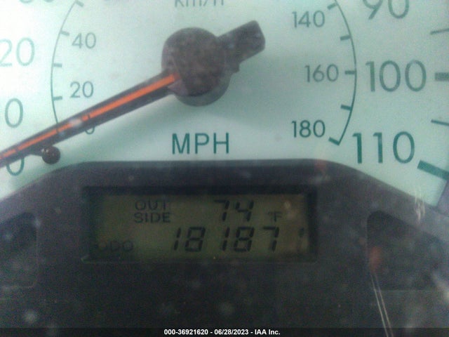2004 TOYOTA COROLLA CE/S/LE VIN: 2T1BR32E74C308304