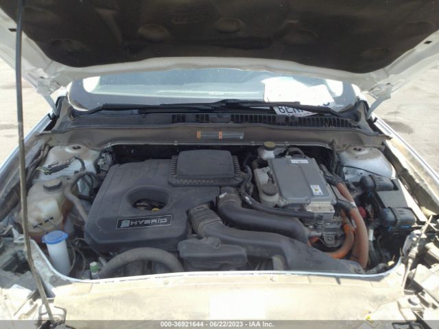 3FA6P0RU2JR161470 Ford Fusion Hybrid Titanium