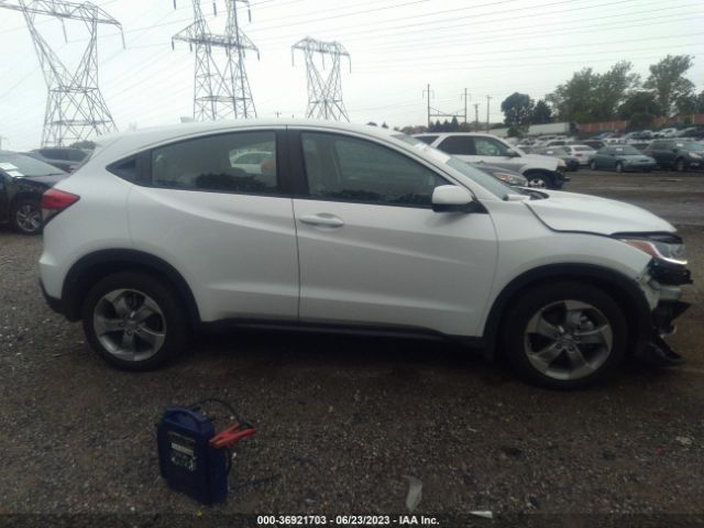 3CZRU6H3XNM776230 Honda HR-V LX