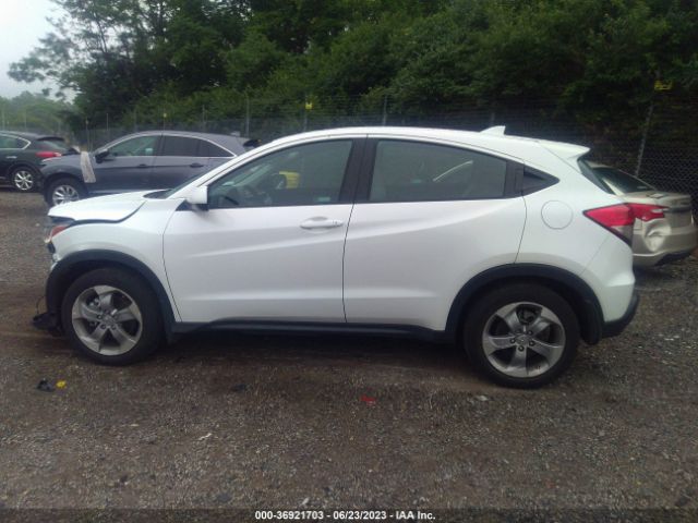 3CZRU6H3XNM776230 Honda HR-V LX