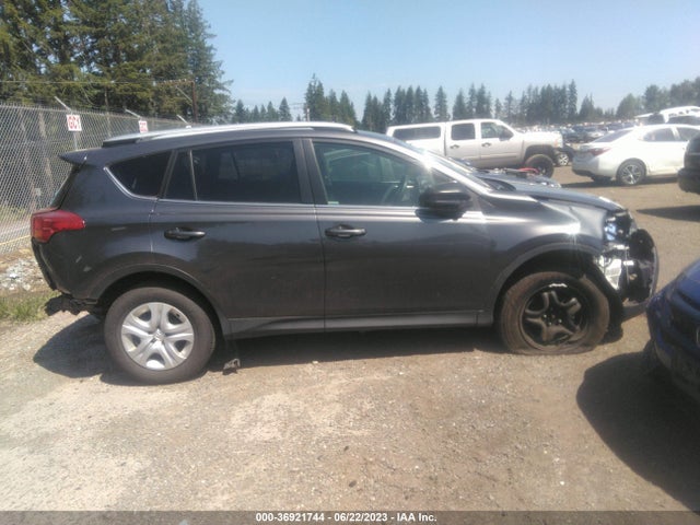 Toyota RAV4 LE 2015 JTMBFREV3FJ030578 Image 5