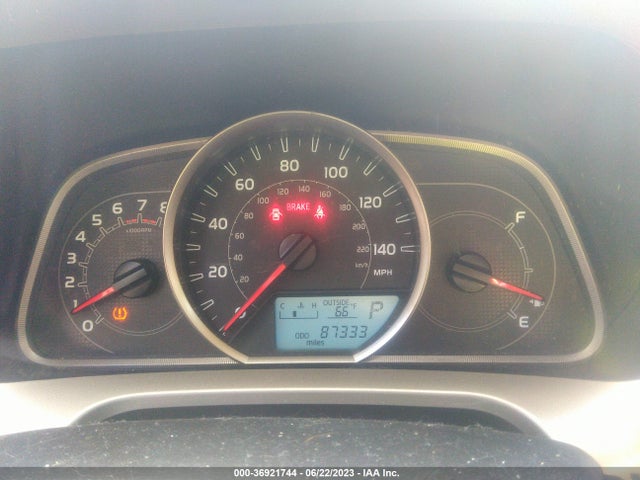Toyota RAV4 LE 2015 JTMBFREV3FJ030578 Image 13