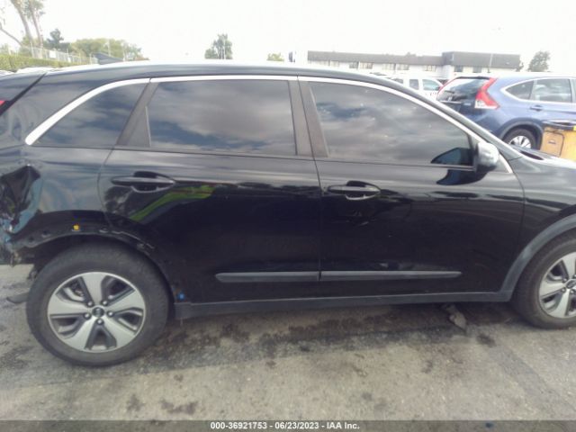 KNDCB3LC8K5291108 KIA NIRO FE