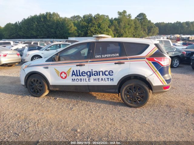 1FMCU0F7XGUA83909 Ford ESCAPE S
