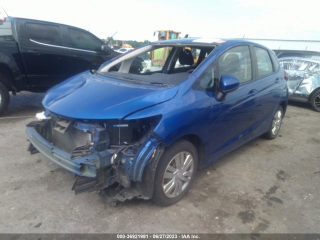 Honda FIT LX 2015 3HGGK5H54FM779156 Image 2
