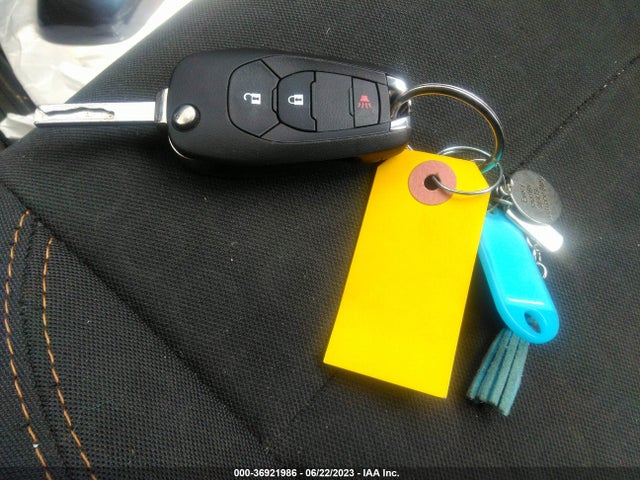 Chevrolet TRAX LS 2019 3GNCJKSB6KL126221 Image 11