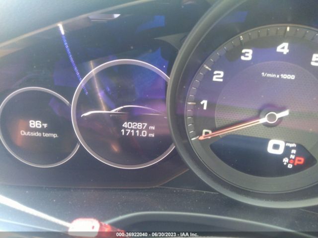 WP0AA2A77JL111573 Porsche Panamera