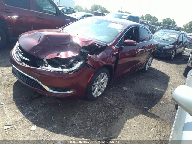 Chrysler 200 Limited 2016 1C3CCCAB7GN131935 Image 2