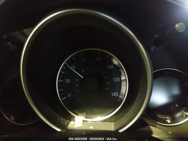Honda FIT LX 2019 3HGGK5H4XKM741870 Image 15