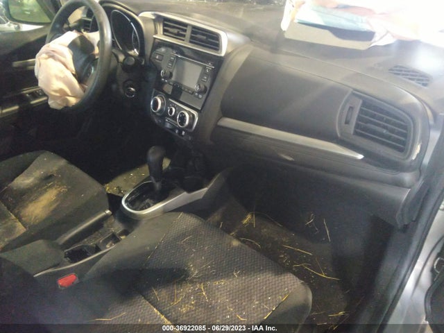 Honda FIT LX 2019 3HGGK5H4XKM741870 Image 5