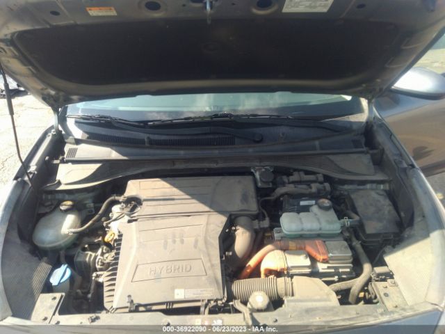 KNDCB3LCXJ5164696 KIA NIRO LX