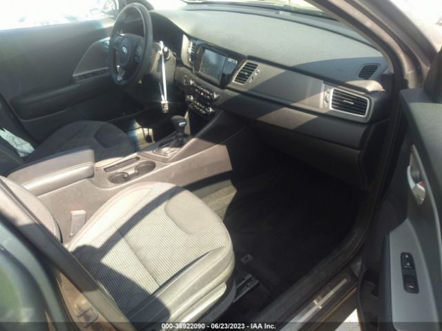 KNDCB3LCXJ5164696 KIA NIRO LX