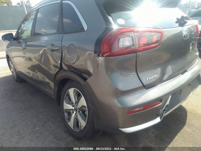 KNDCB3LCXJ5164696 KIA NIRO LX